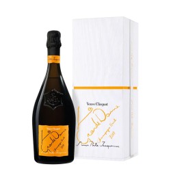 Veuve Clicquot La Grande Dame 2018 Simon Porte Jacquemus Champagne